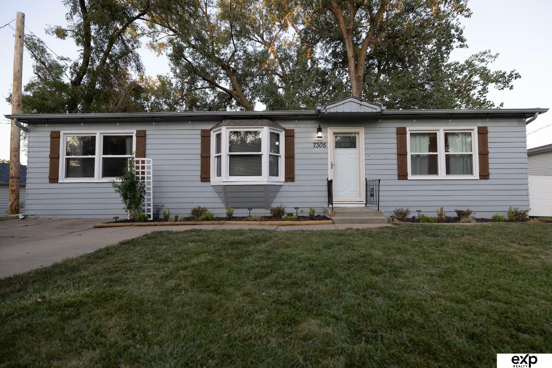 Property Photo:  7305 S 70th Street  NE 68128 