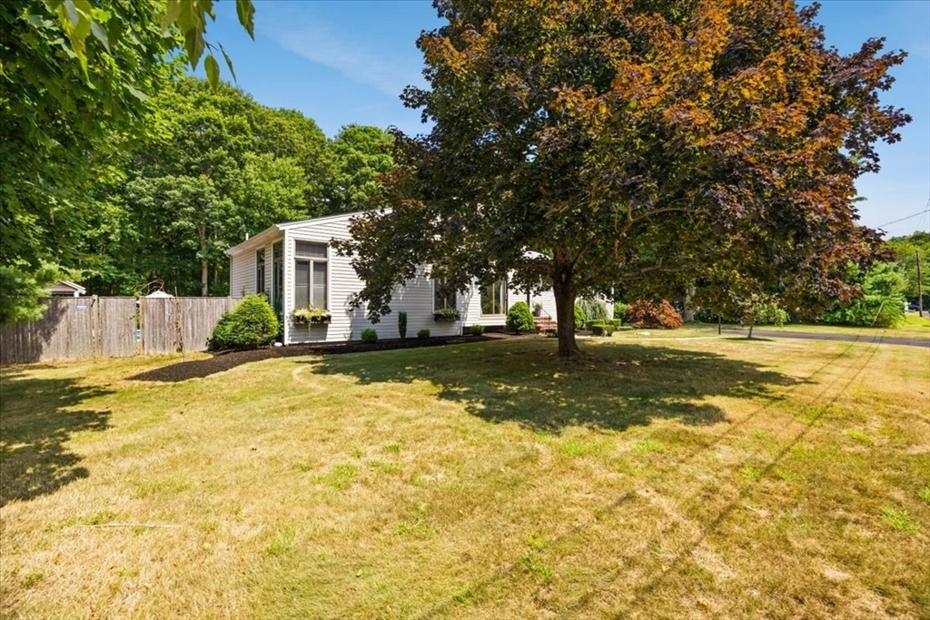 Property Photo: 35 Aberdeen Ln MA 02324