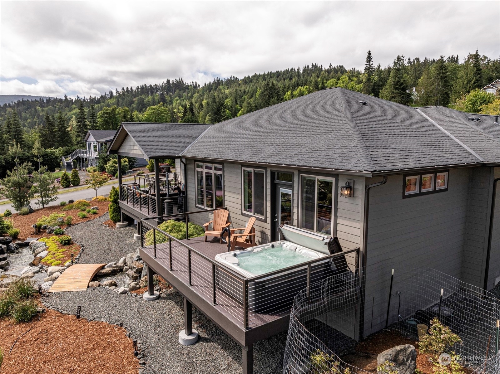 Property Photo:  140 Tamerlane Loop  WA 98382 