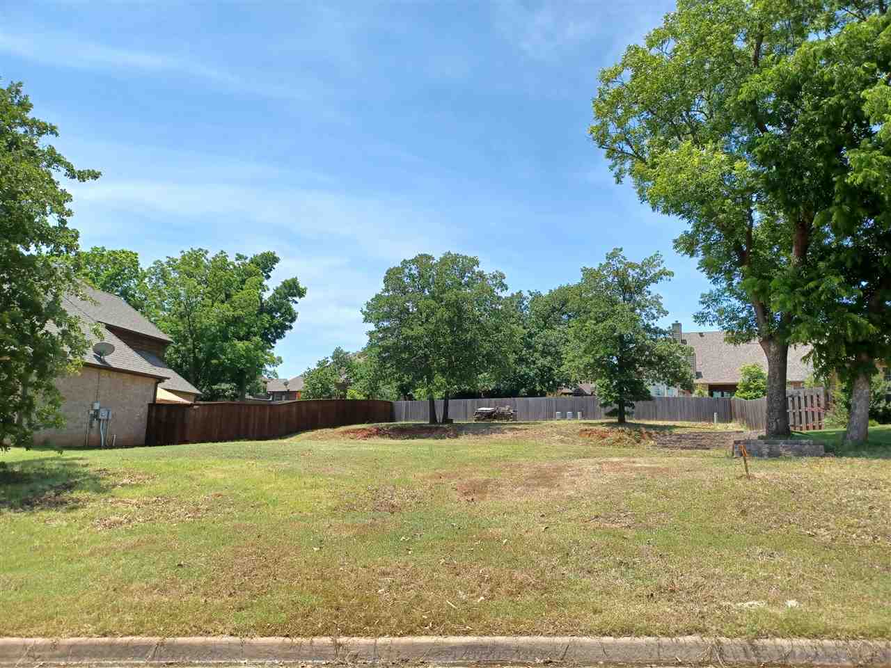 Property Photo:  3610 S Woodstone Drive  OK 74074 