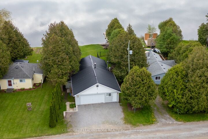 Property Photo: 32 Beach Rd ON K0M 2C0