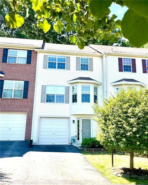 Property Photo:  403 Georgetown Court  PA 16046 