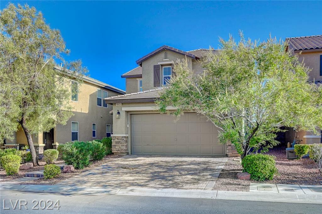 Property Photo:  10633 Lomaland Avenue  NV 89166 