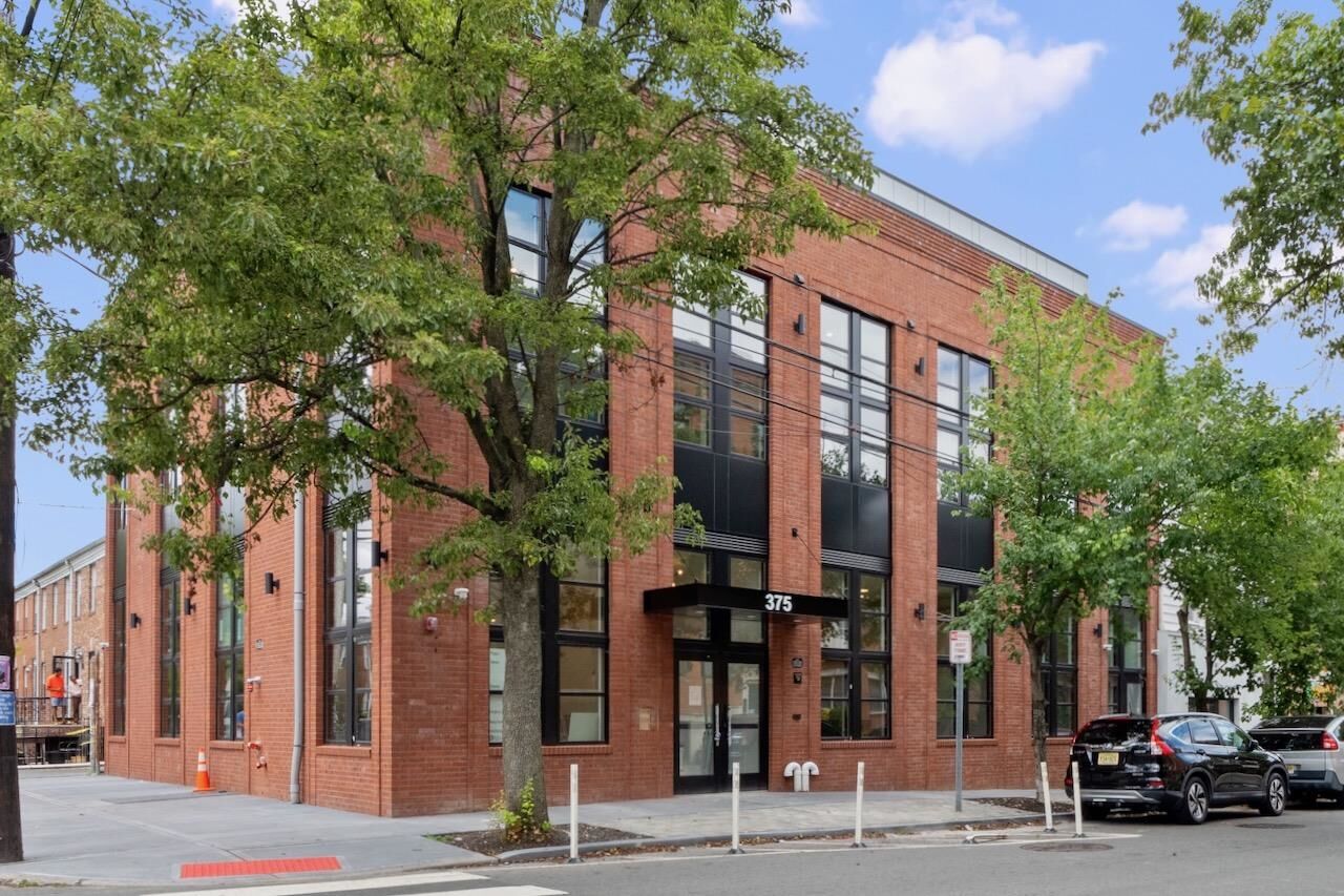 Property Photo: 375 Monmouth St 201 NJ 07302