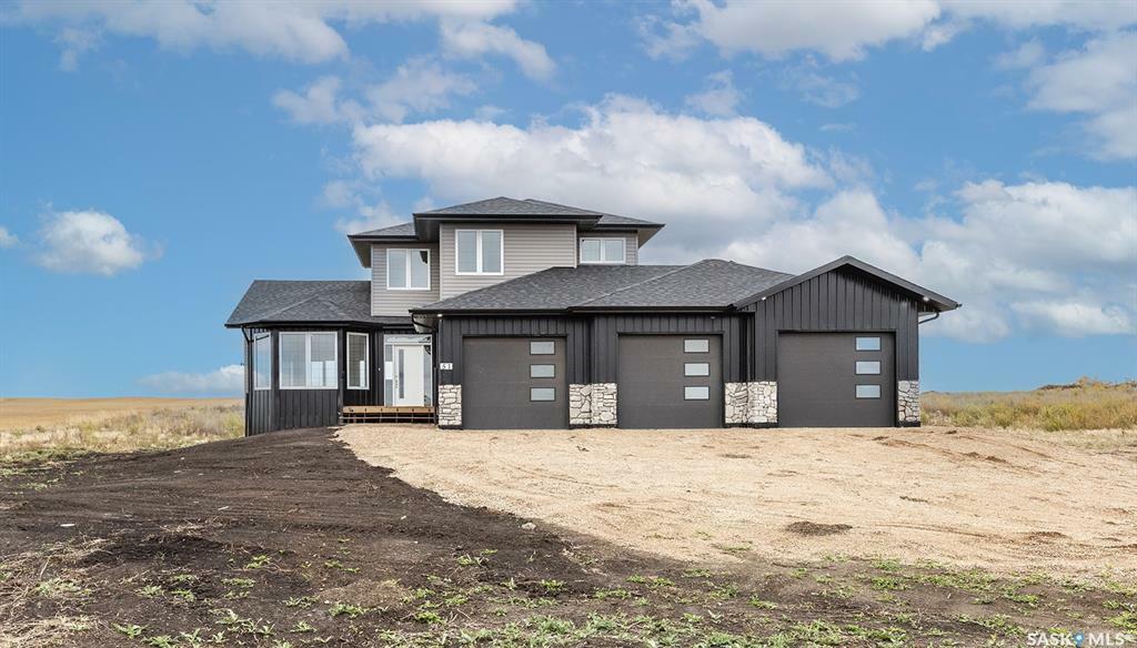 Property Photo:  51 Meadowlark Crescent  SK S7K 3P3 