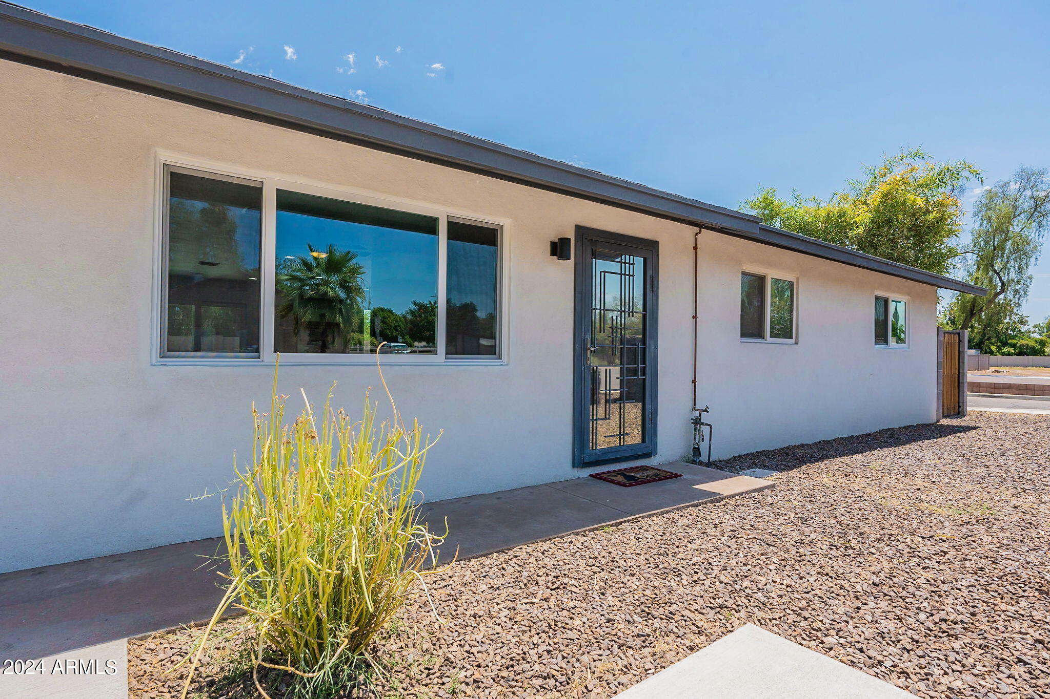 Property Photo:  1745 S Ventura Drive  AZ 85281 