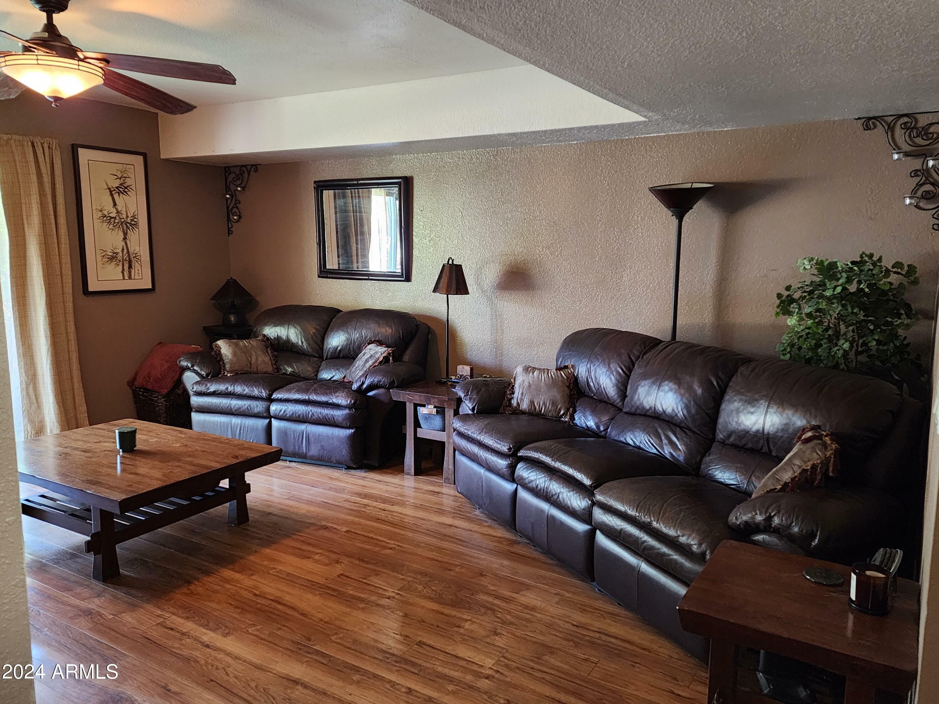 Property Photo:  2338 W Lindner Avenue 13  AZ 85202 