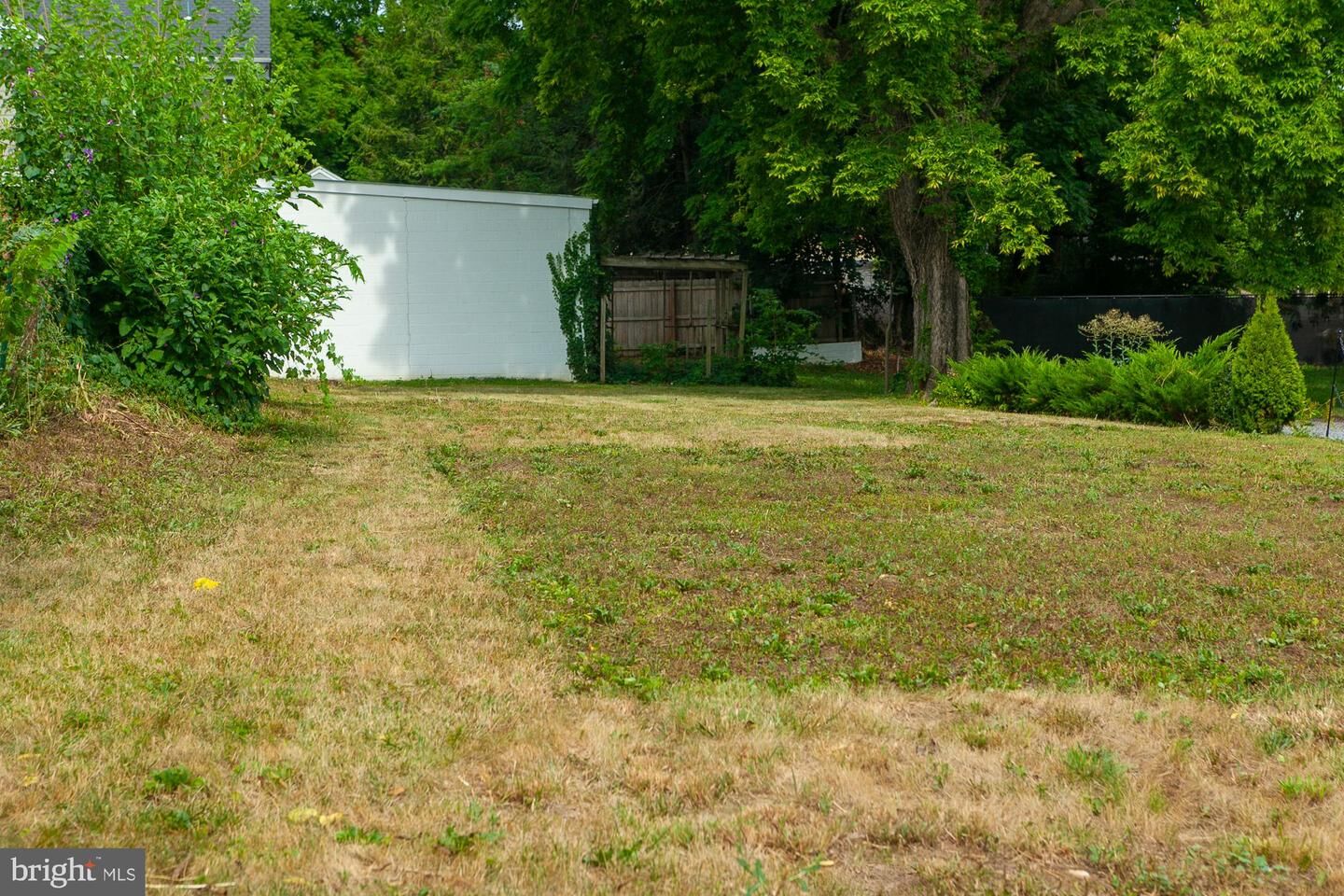 Property Photo: 225 S Raleigh Street WV 25401