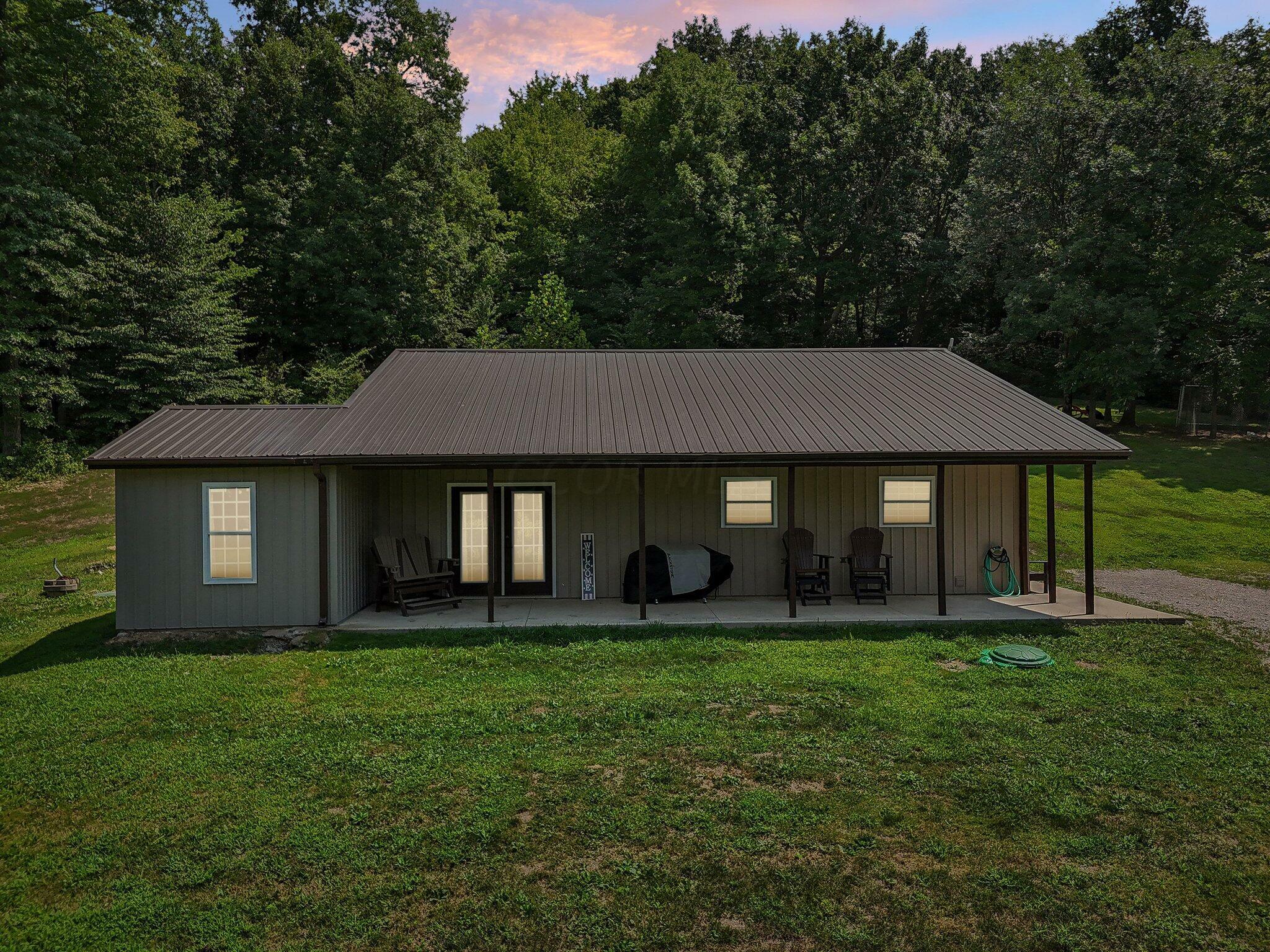 Property Photo:  4560 Pen Road NW  OH 43748 