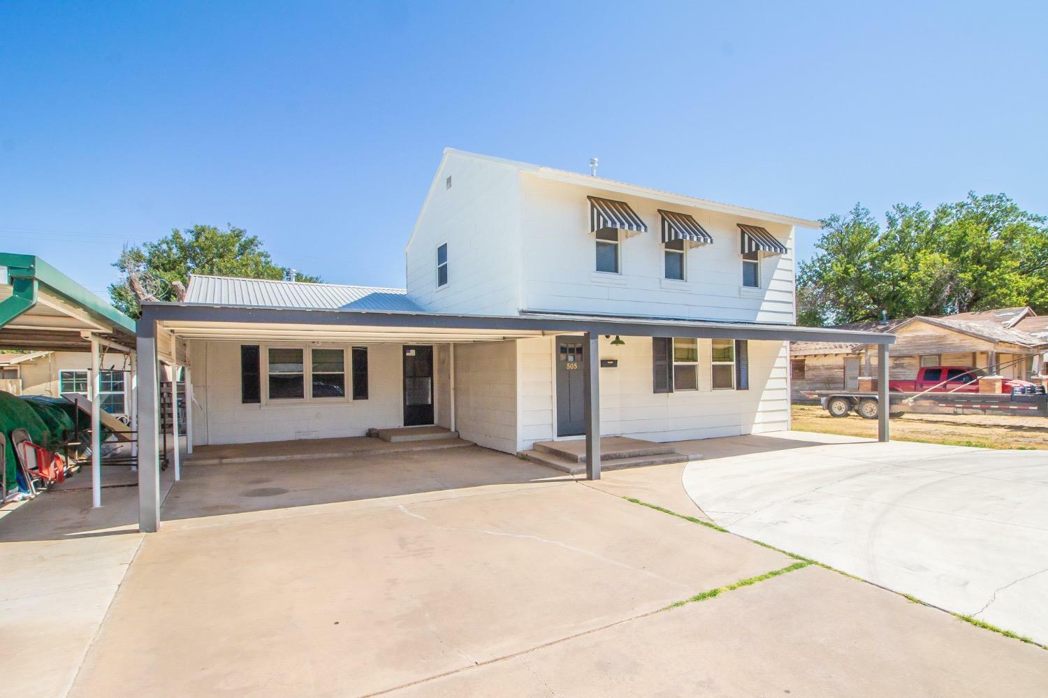 Property Photo:  505 W 7th Street  TX 79329 