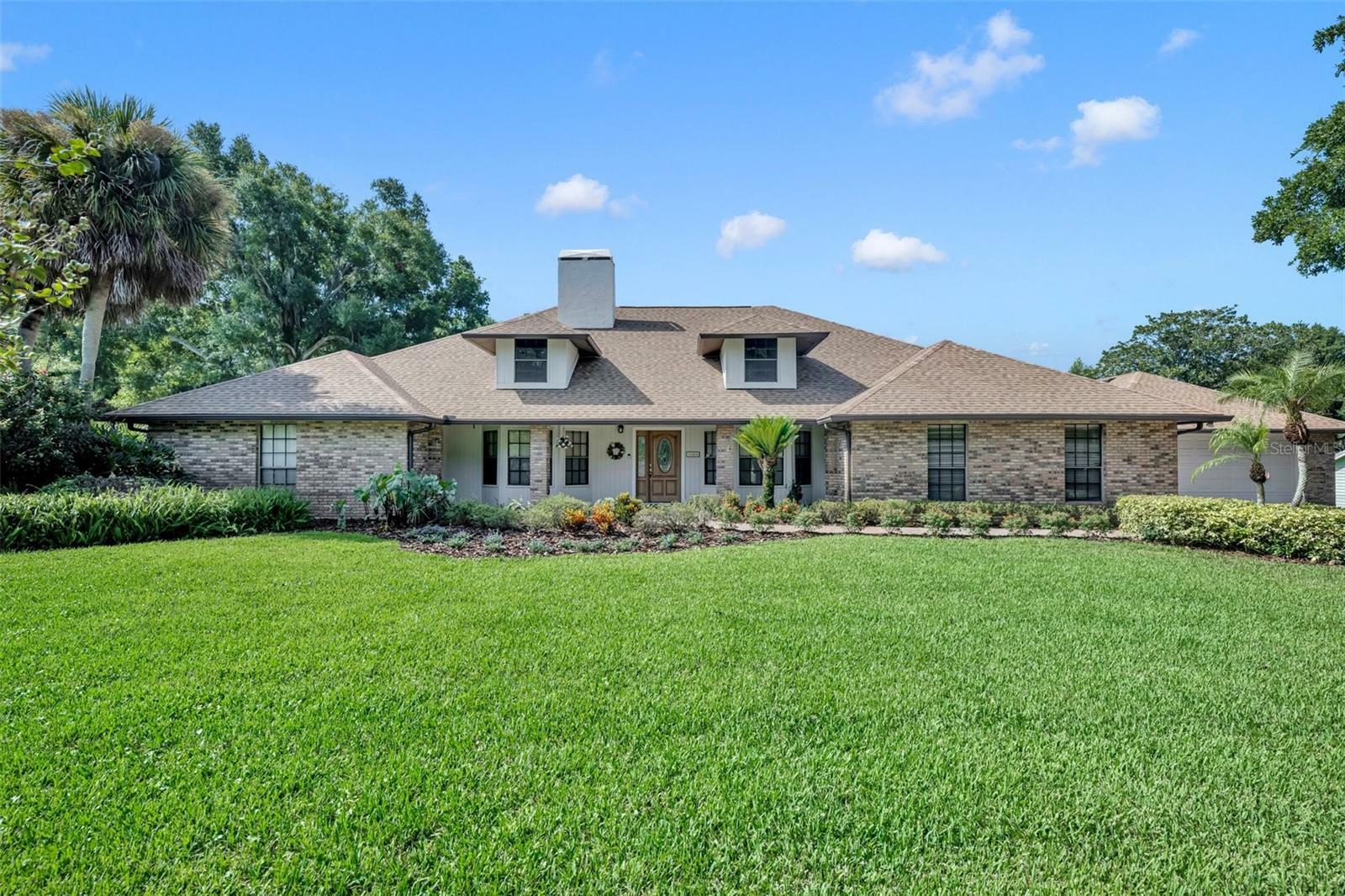 Property Photo:  10404 Down Lakeview Circle  FL 34786 