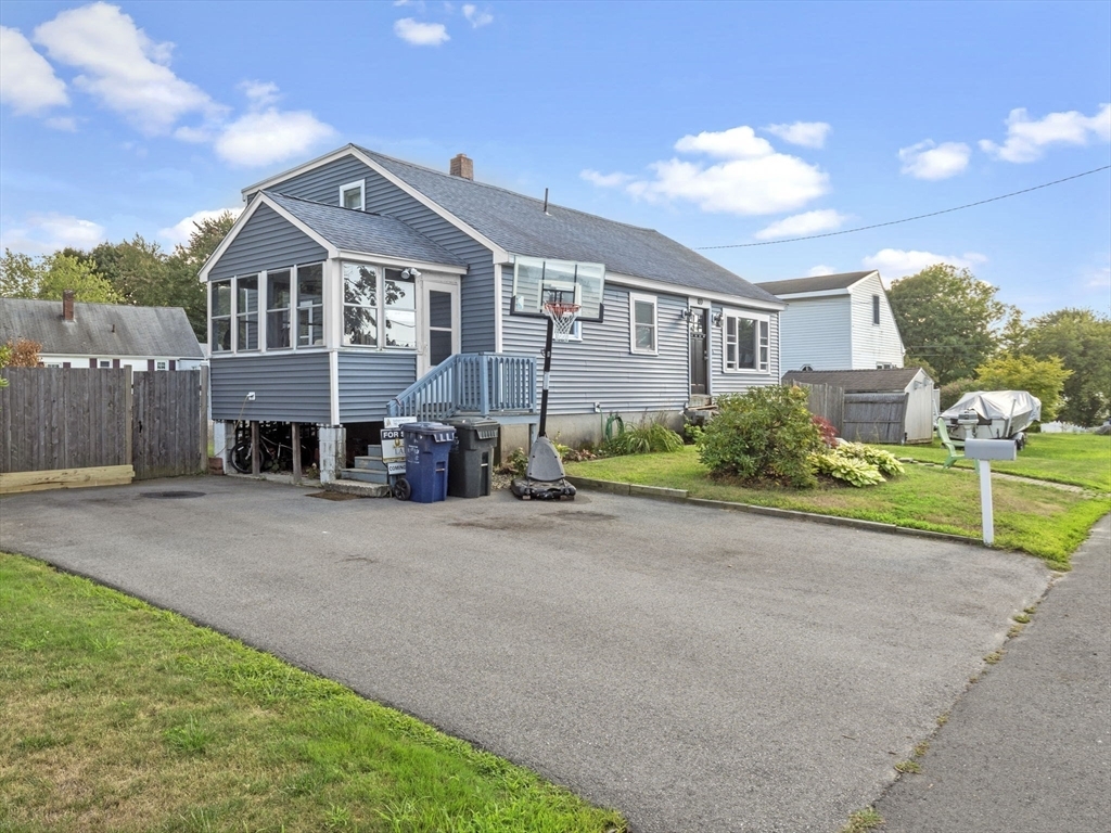 Property Photo:  30 Infield Ave  MA 01826 