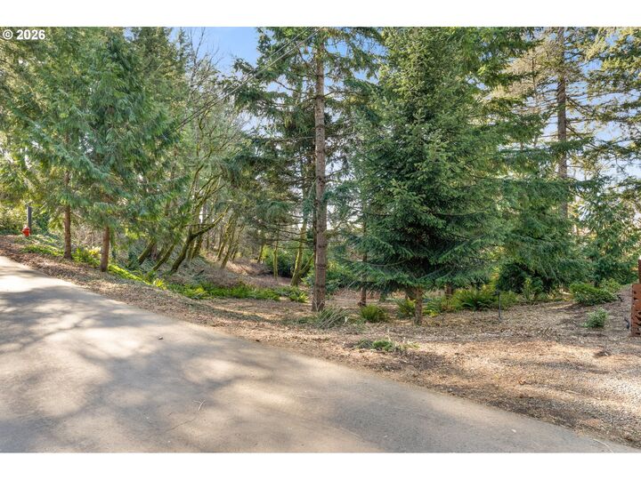 Property Photo:  2217 Prestwick Rd  OR 97034 