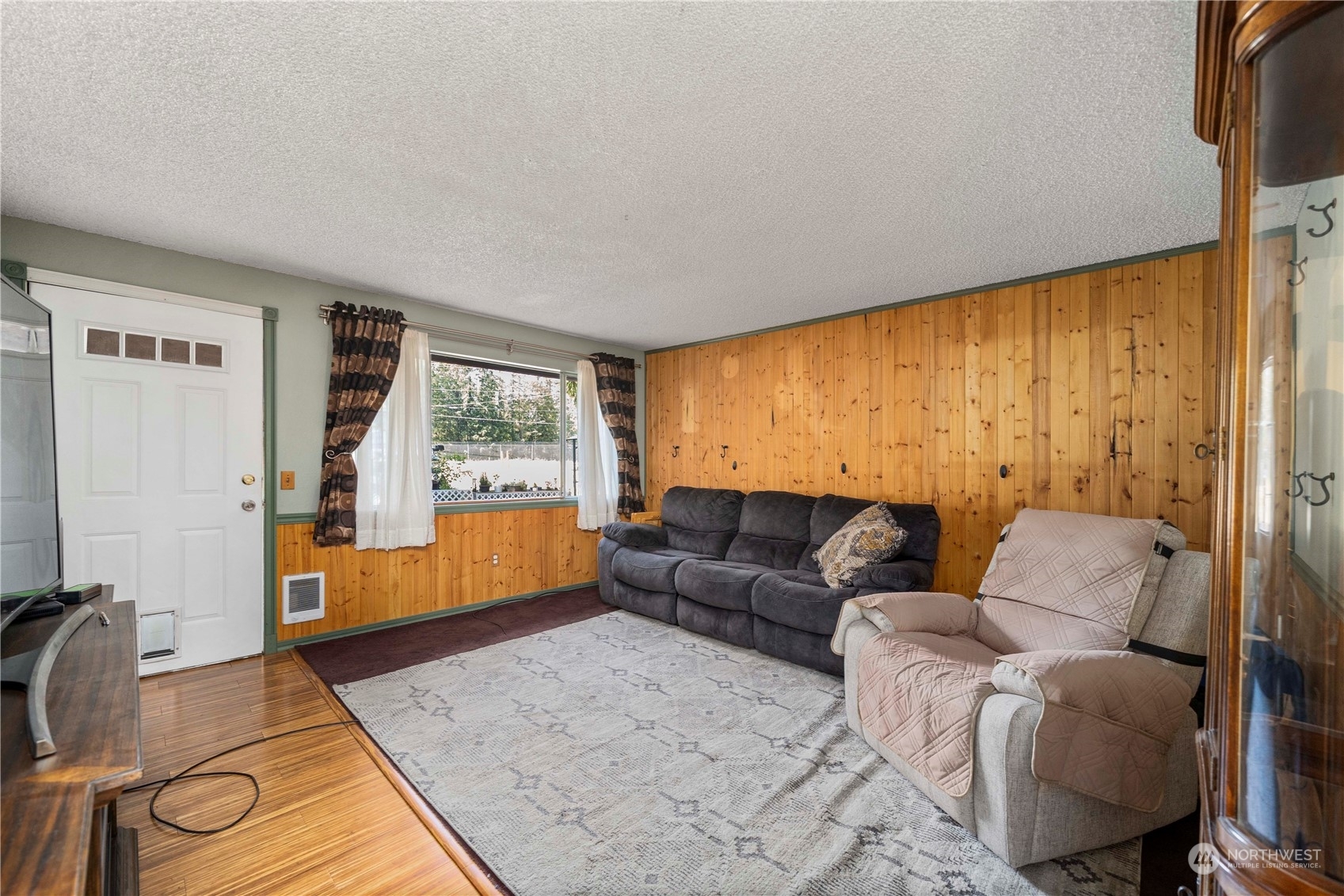 Property Photo:  21711 SE 288th Street  WA 98010 