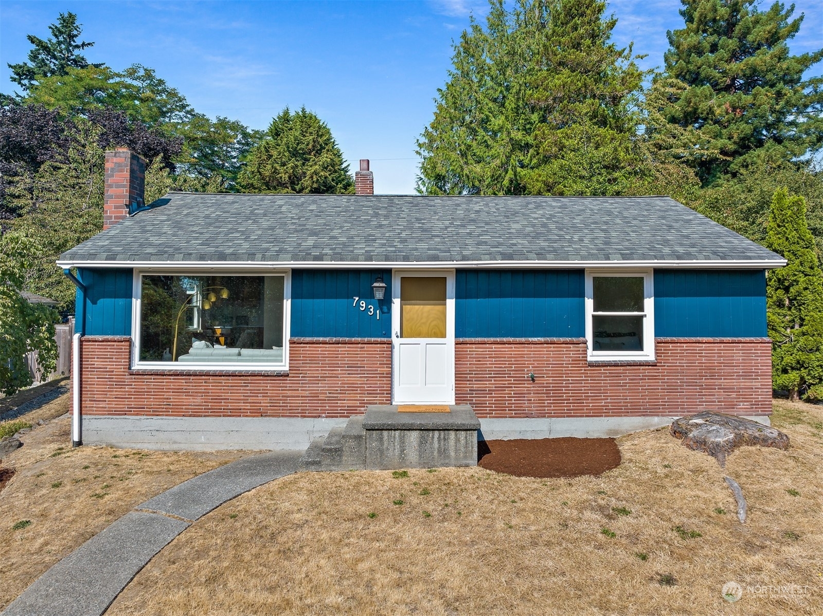 Property Photo:  7931 29th Avenue SW  WA 98126 