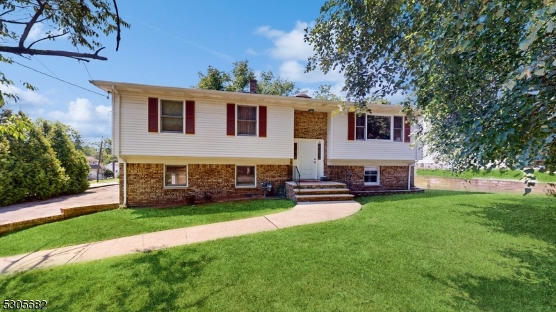 Property Photo: 1 Mount Vernon Ave NJ 07052