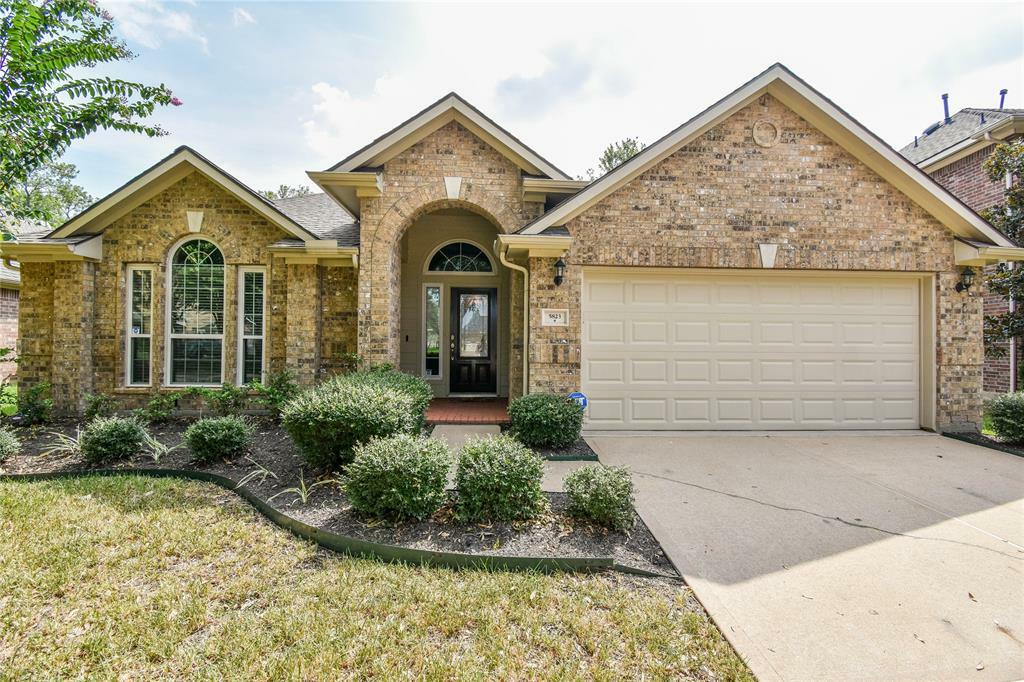 Property Photo:  5823 Horseshoe Falls  TX 77459 