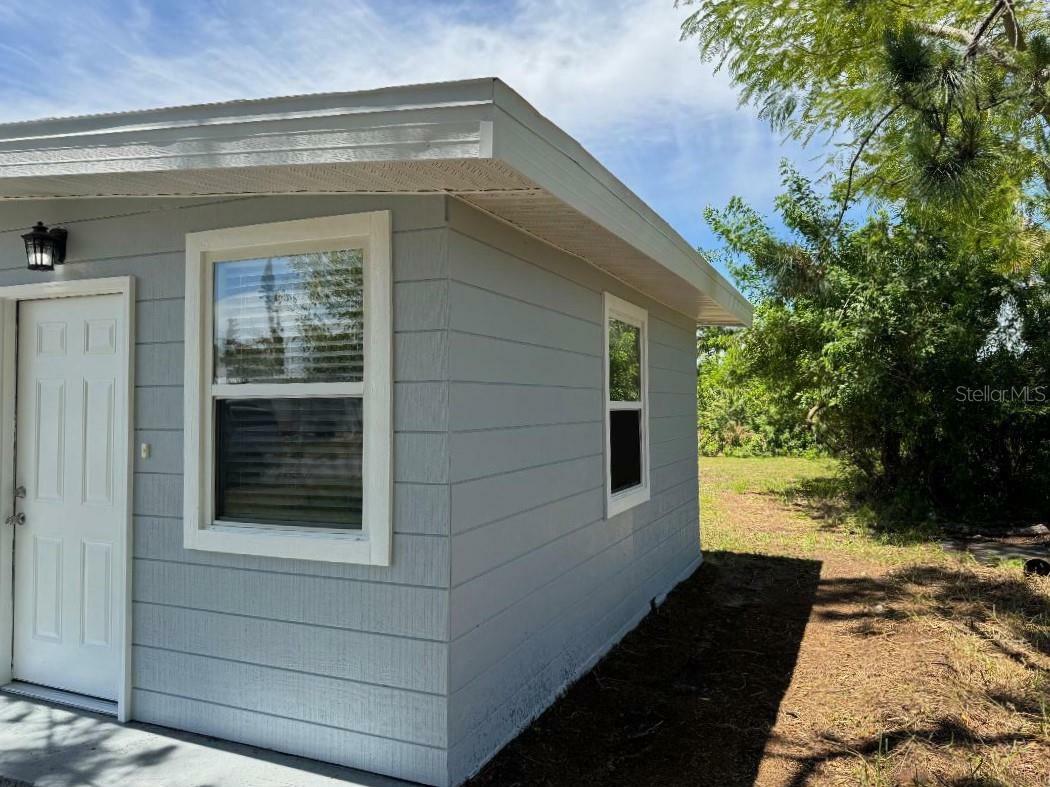 Property Photo:  143 Gregory Drive NE  FL 33952 