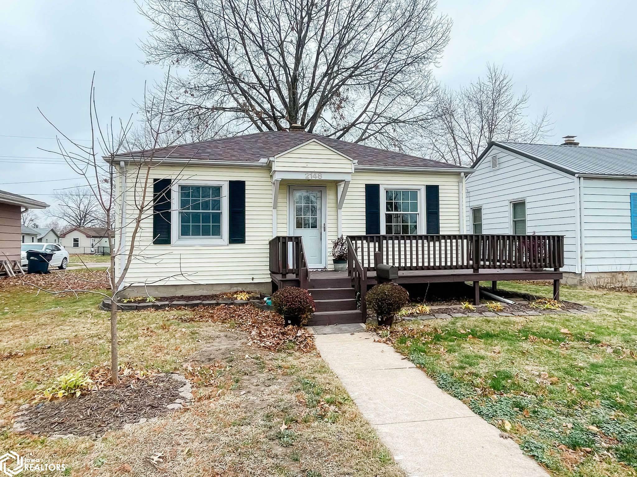 Property Photo:  2148 S 12th Street  IA 52601 