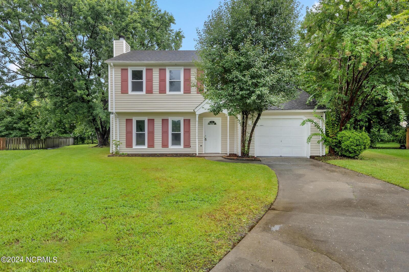 Property Photo:  107 Corral Way  NC 28546 