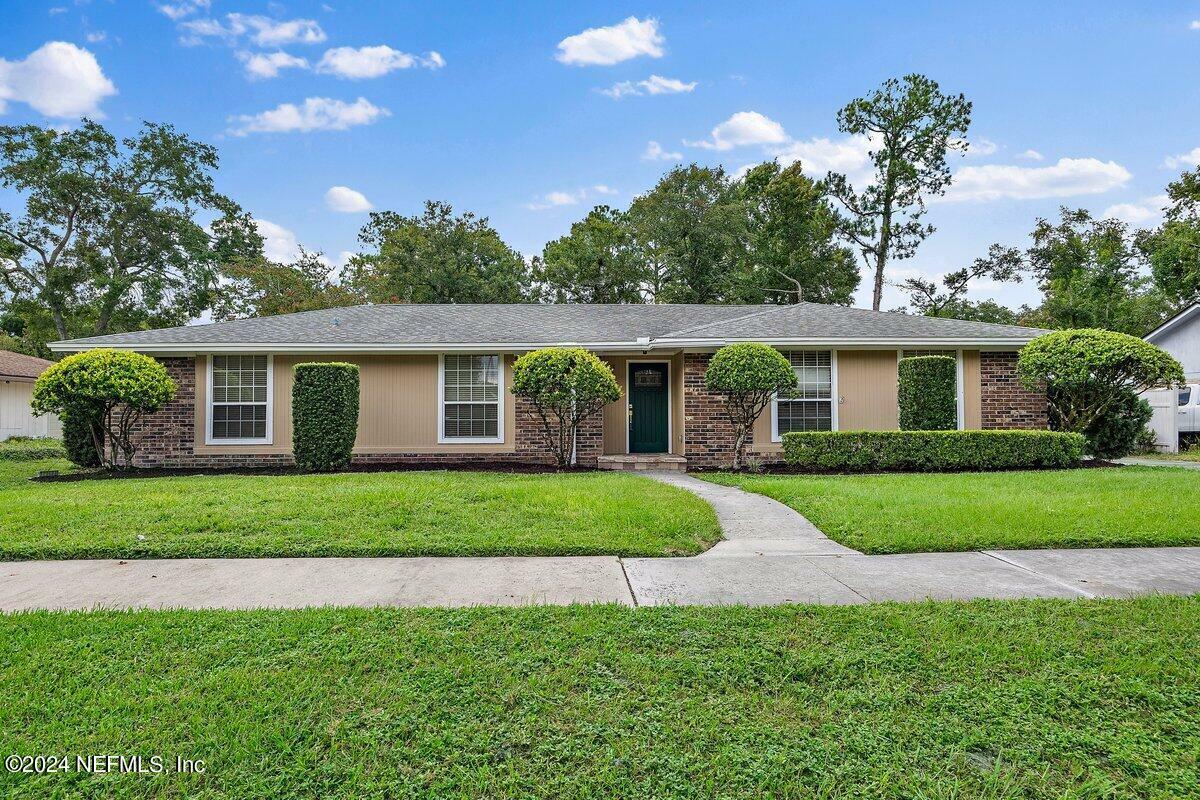 3100 Merlin Drive N  Jacksonville FL 32257 photo