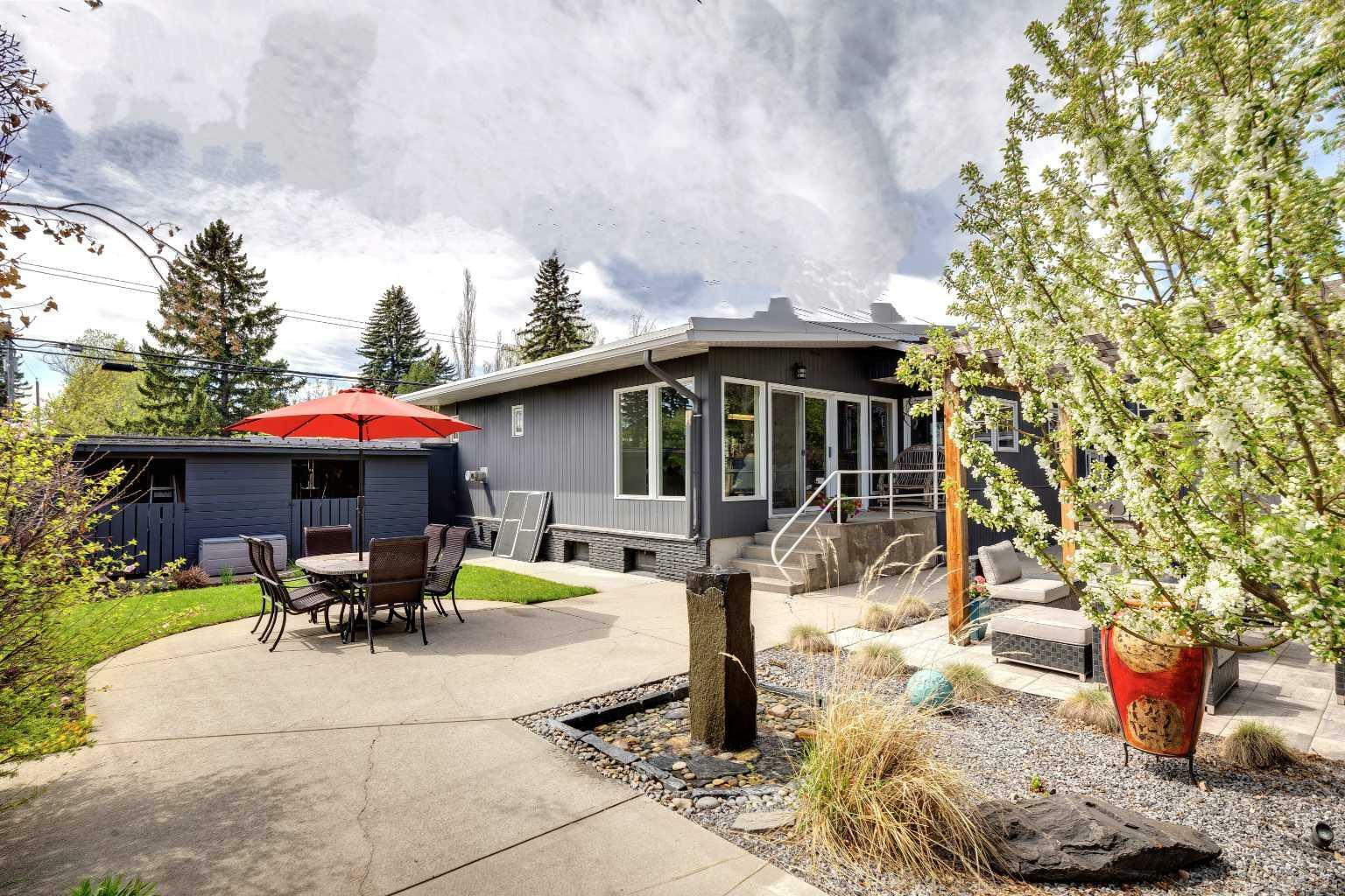 Property Photo:  1316 34 Avenue SW  AB T2T 2A7 