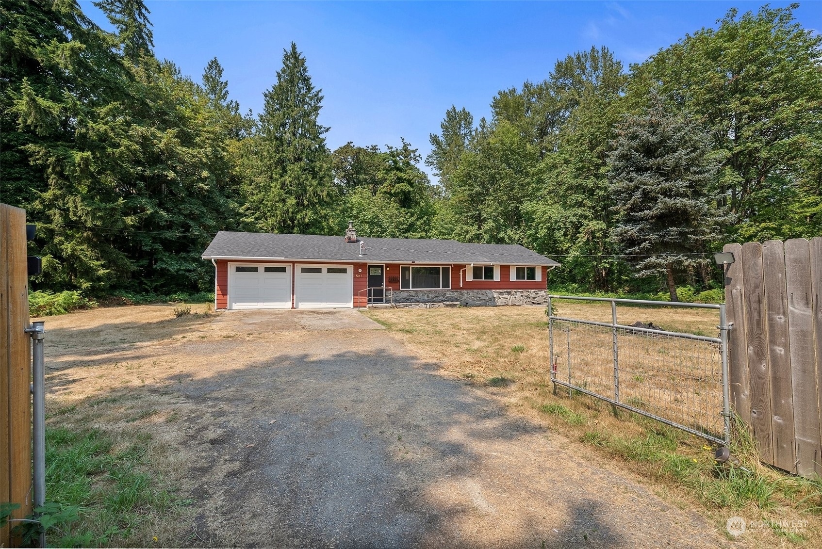 Property Photo:  527 Old Pacific Highway SE  WA 98513 