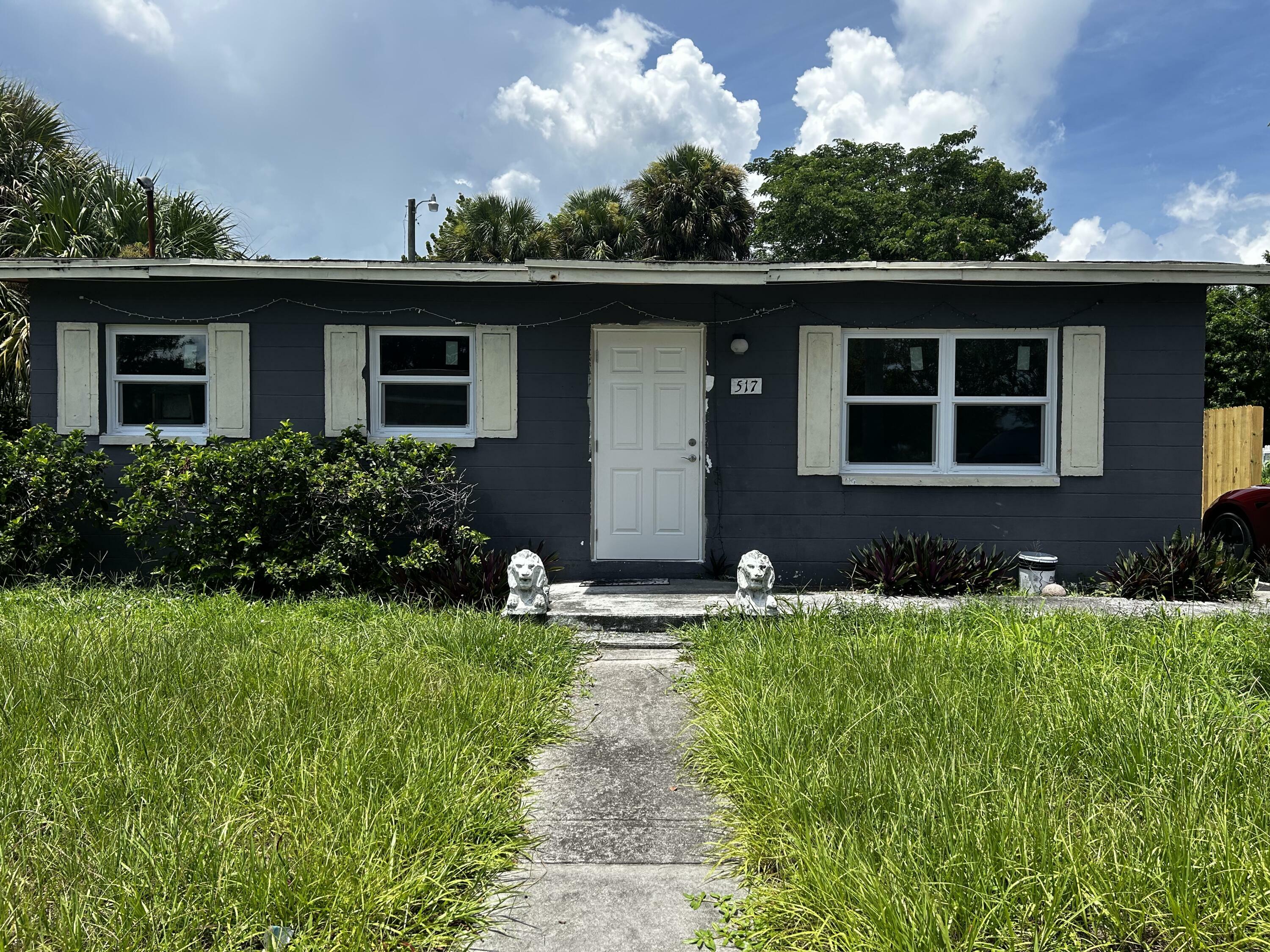 Property Photo:  517 N 25th Street  FL 34950 