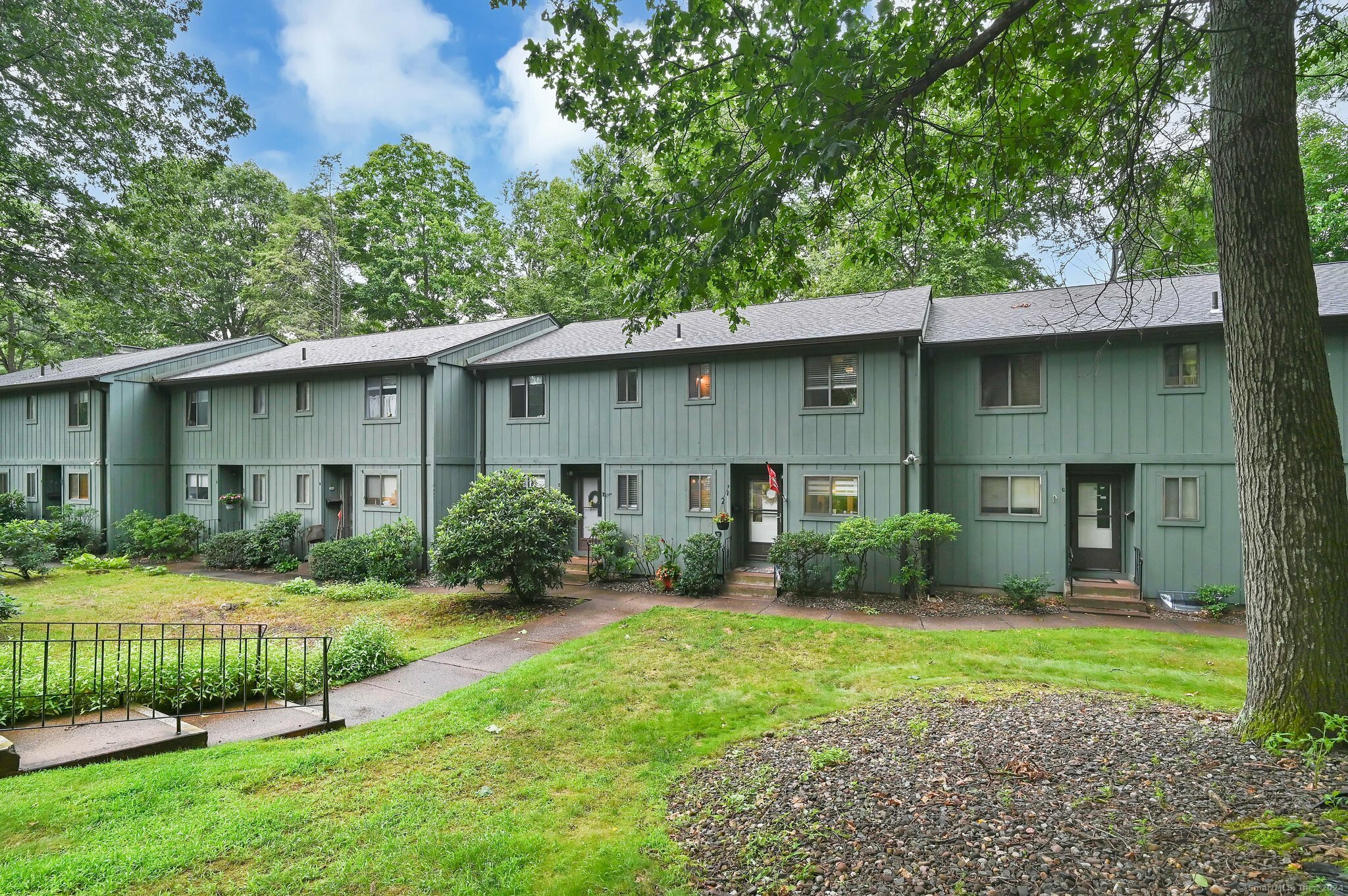 Property Photo:  130 Highland Street F  CT 06040 