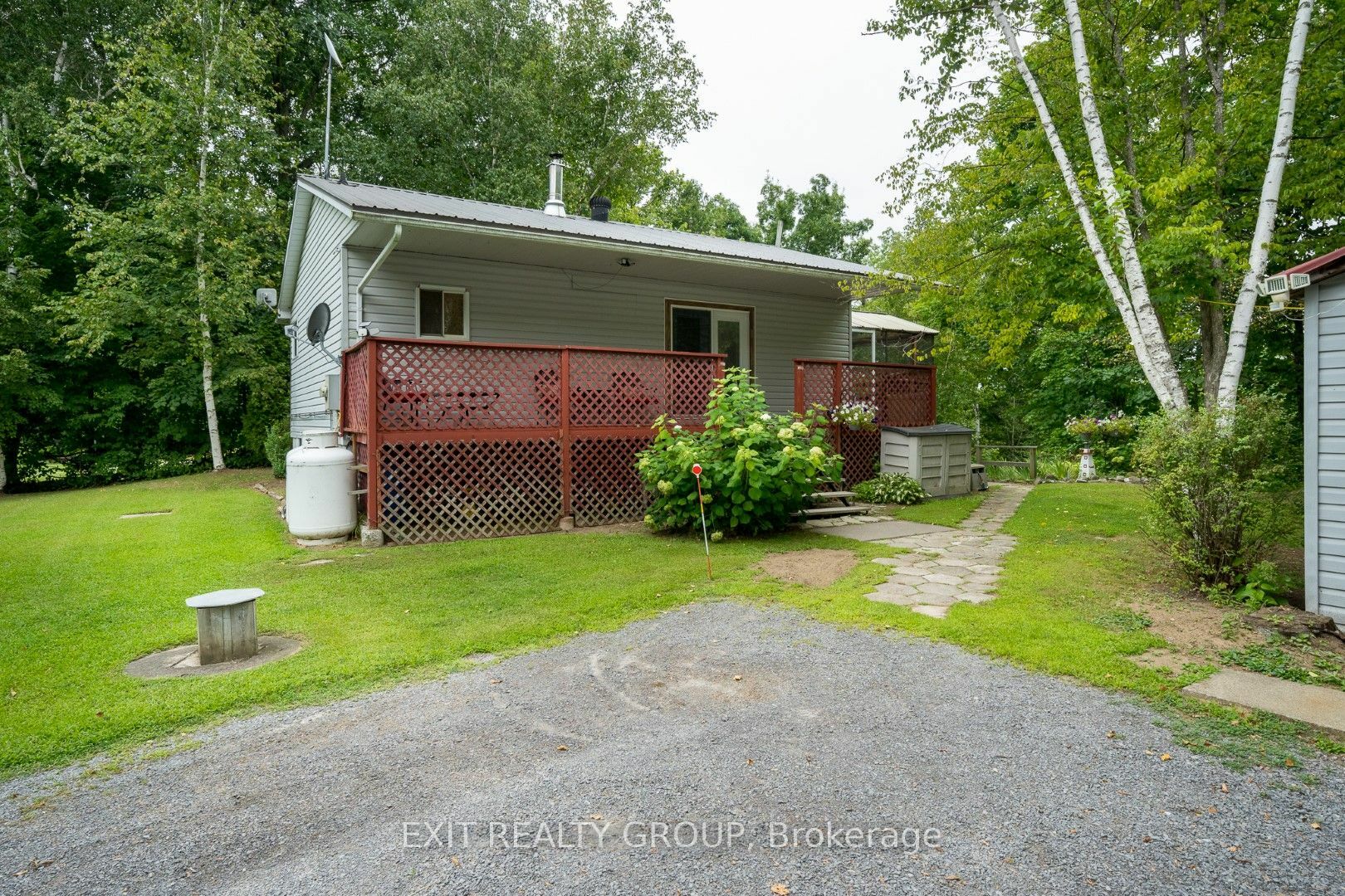 Property Photo:  103 Camp Lane  ON K0K 3J0 