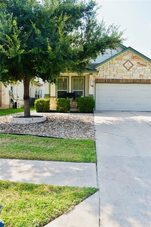 Property Photo:  12812 Snow Lane  TX 78653 