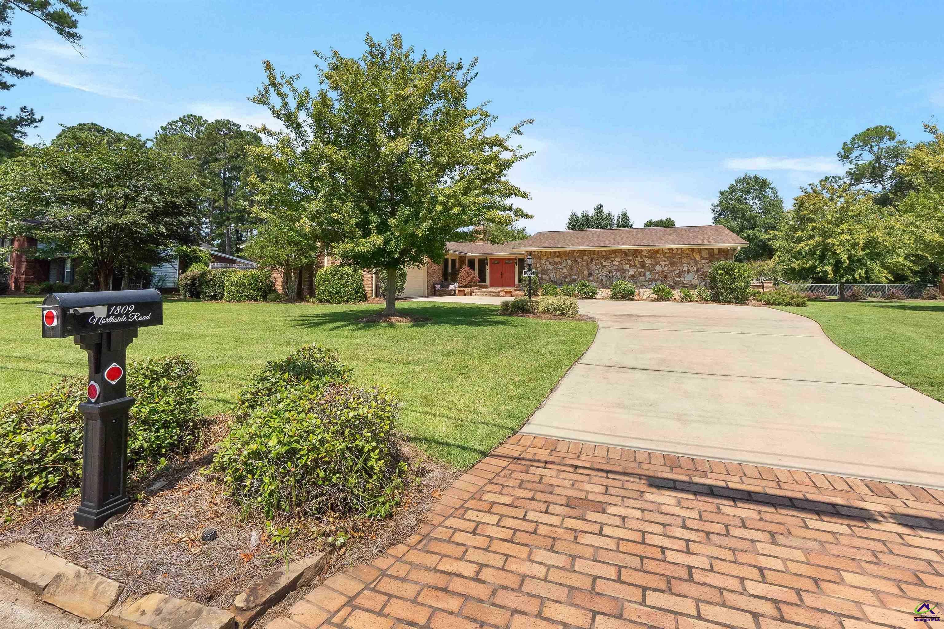 Property Photo:  1809 Northside Road  GA 31069 