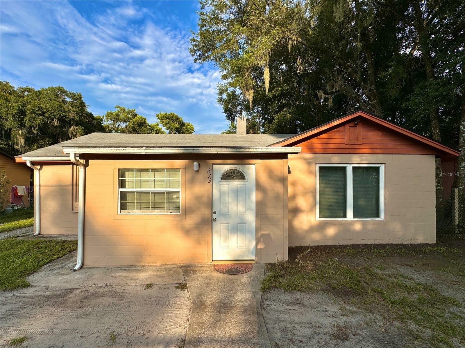 813 S Florida Avenue  Deland FL 32720 photo