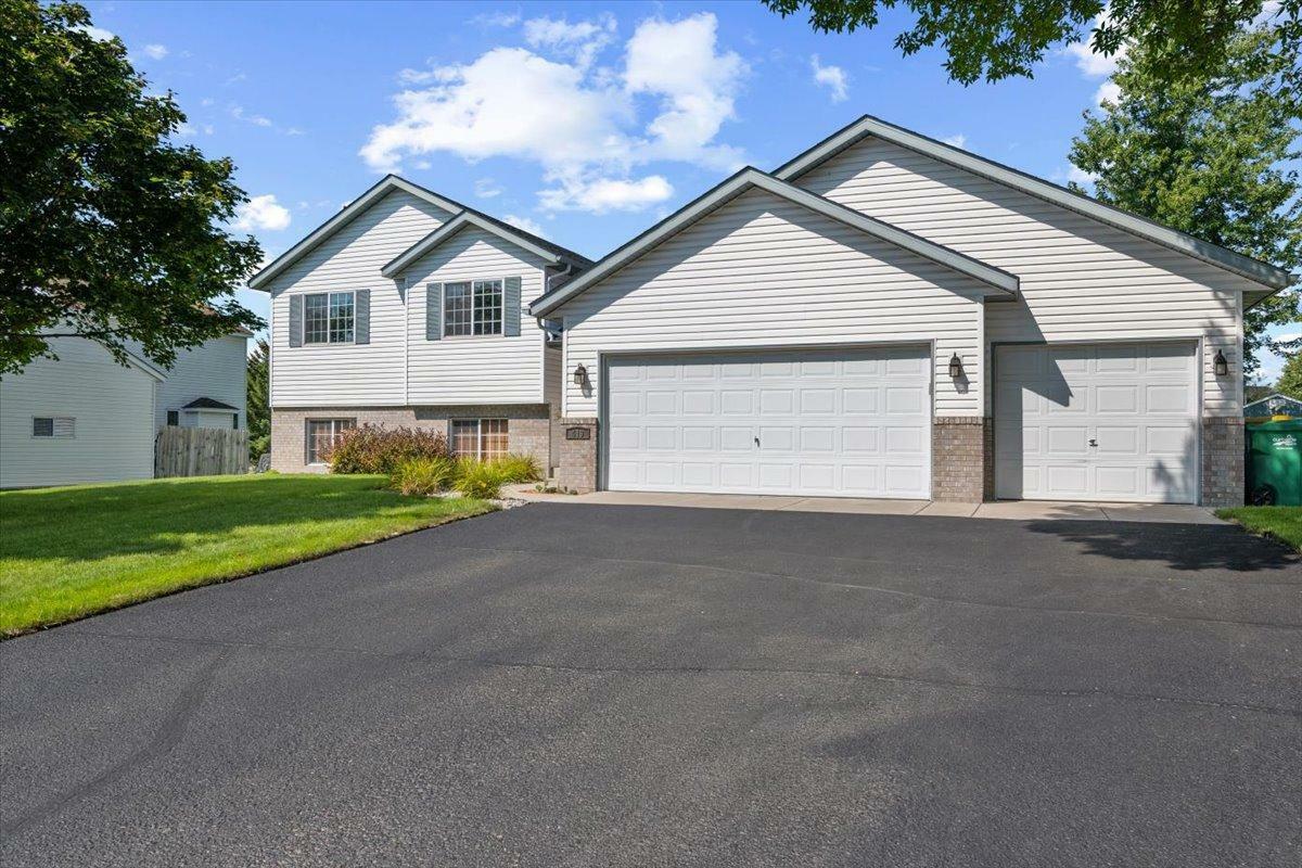 Property Photo:  419 Maple Knoll Way NW  MN 55376 