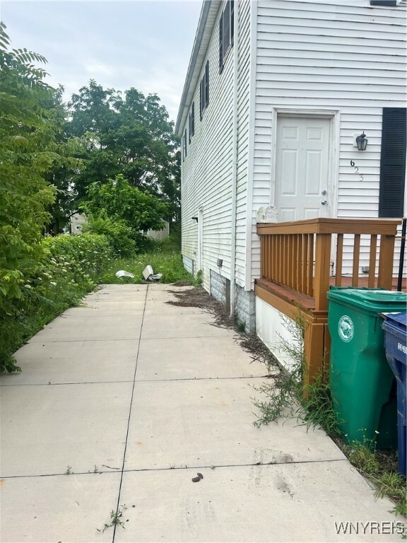 Property Photo:  623 18th Street  NY 14301 