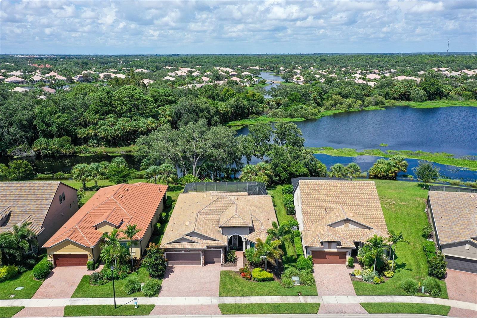 Property Photo:  11038 Sandhill Preserve Drive  FL 34238 