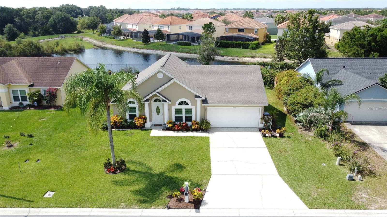 Property Photo:  433 Meadow Green Drive  FL 33837 