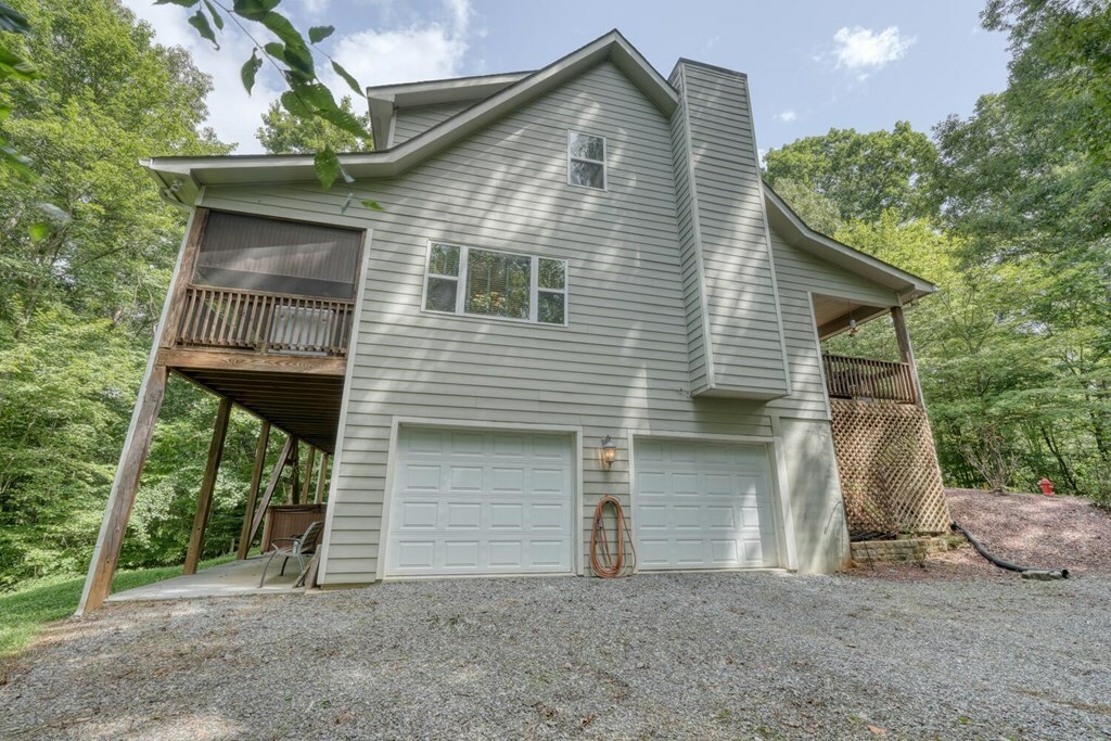 Property Photo:  45 Kd Lane  GA 30540 