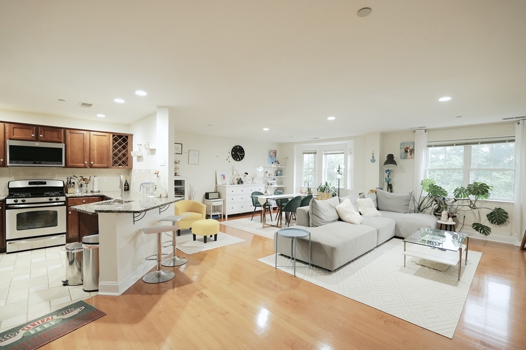Property Photo:  120 Wyllis Ave 423  MA 02149 