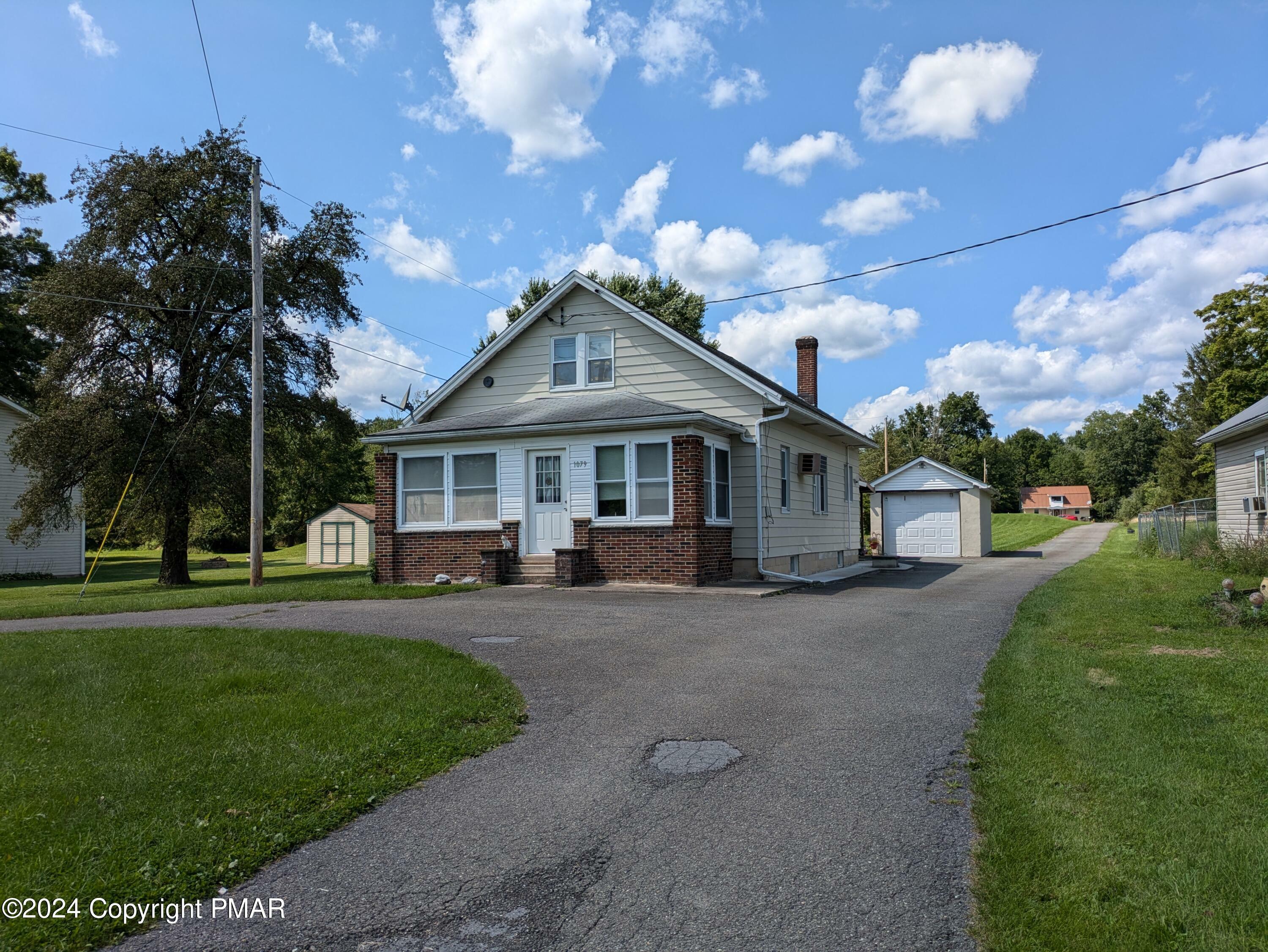 Property Photo:  1079&Amp1083 Interchange Rd  PA 18331 