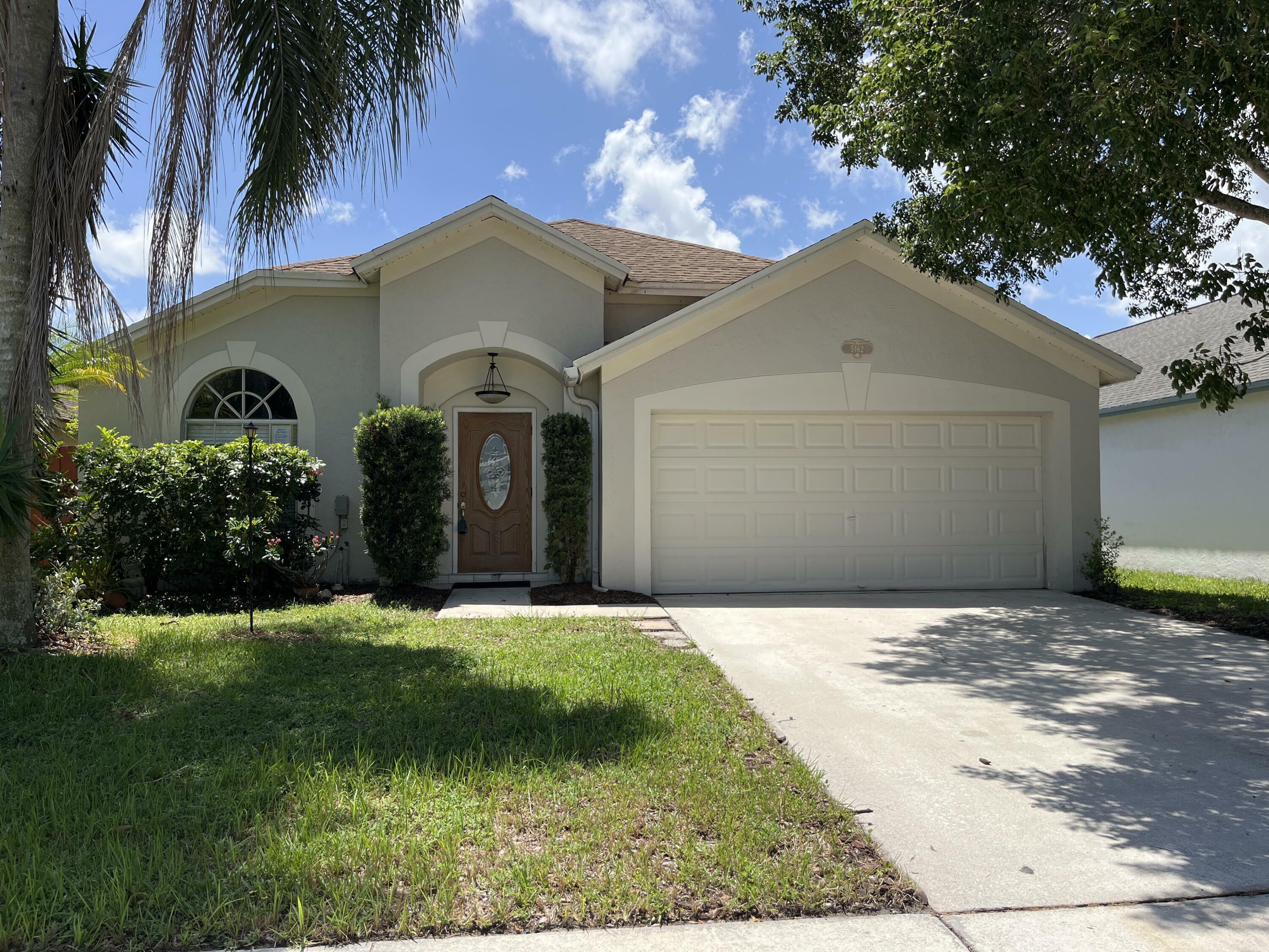 Property Photo:  5162 Willow Pond Road W  FL 33417 