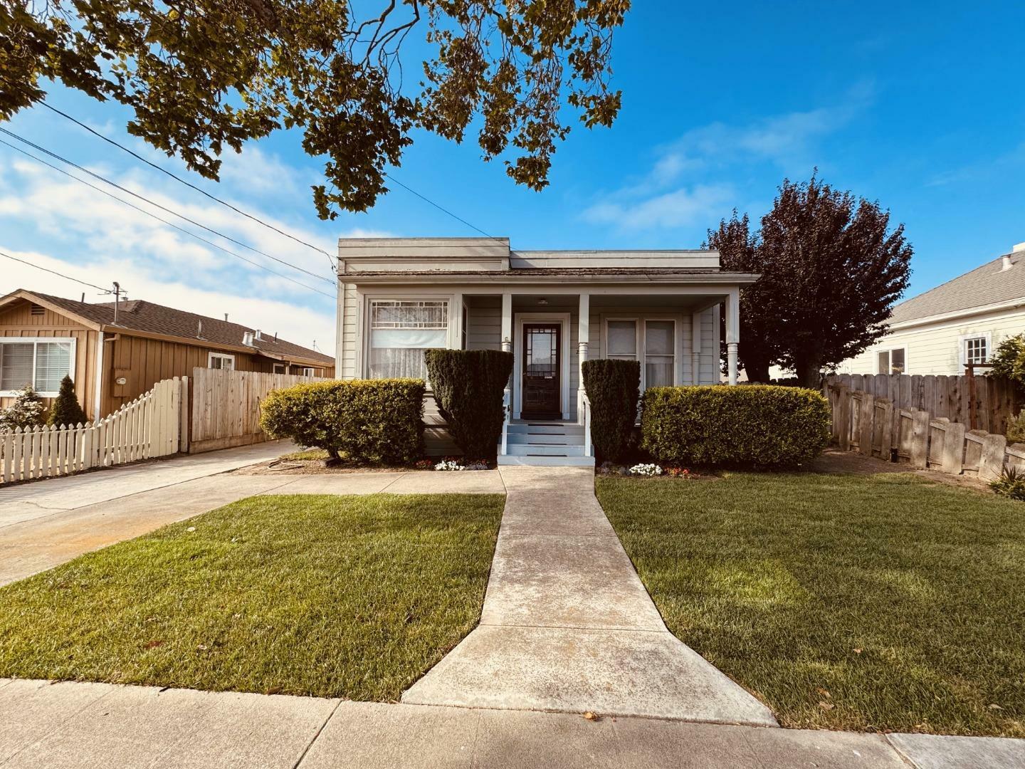 Property Photo:  254 Winham Street  CA 93901 