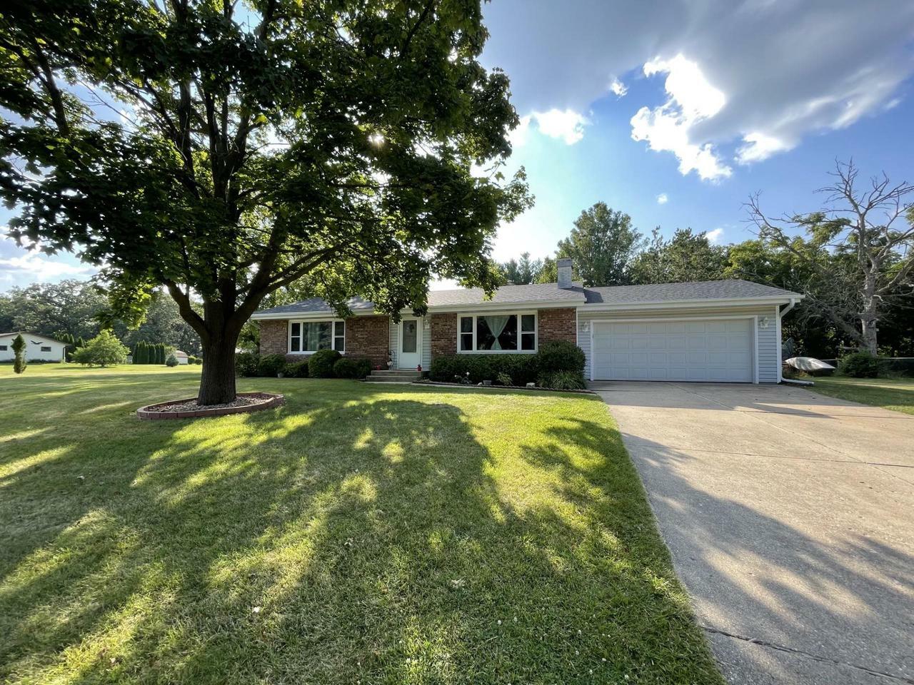 Property Photo:  2206 Winchester Drive  WI 53511 