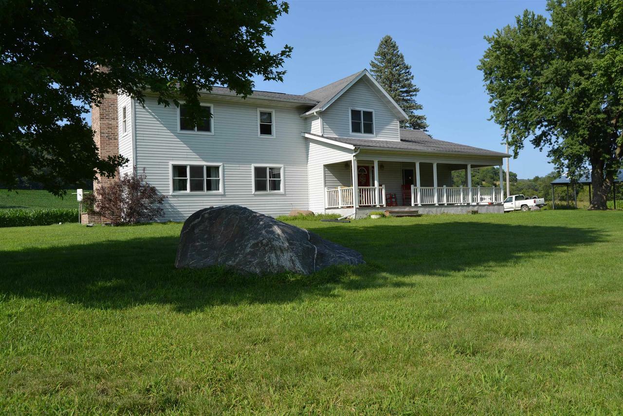 Property Photo:  33108 County Road B  WI 53556 