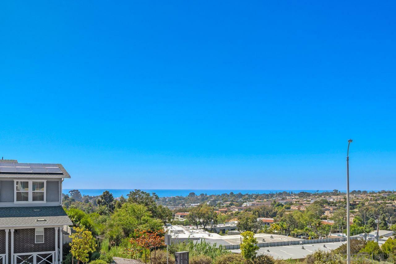 Property Photo:  665 Sea Ridge Ct  CA 92024 