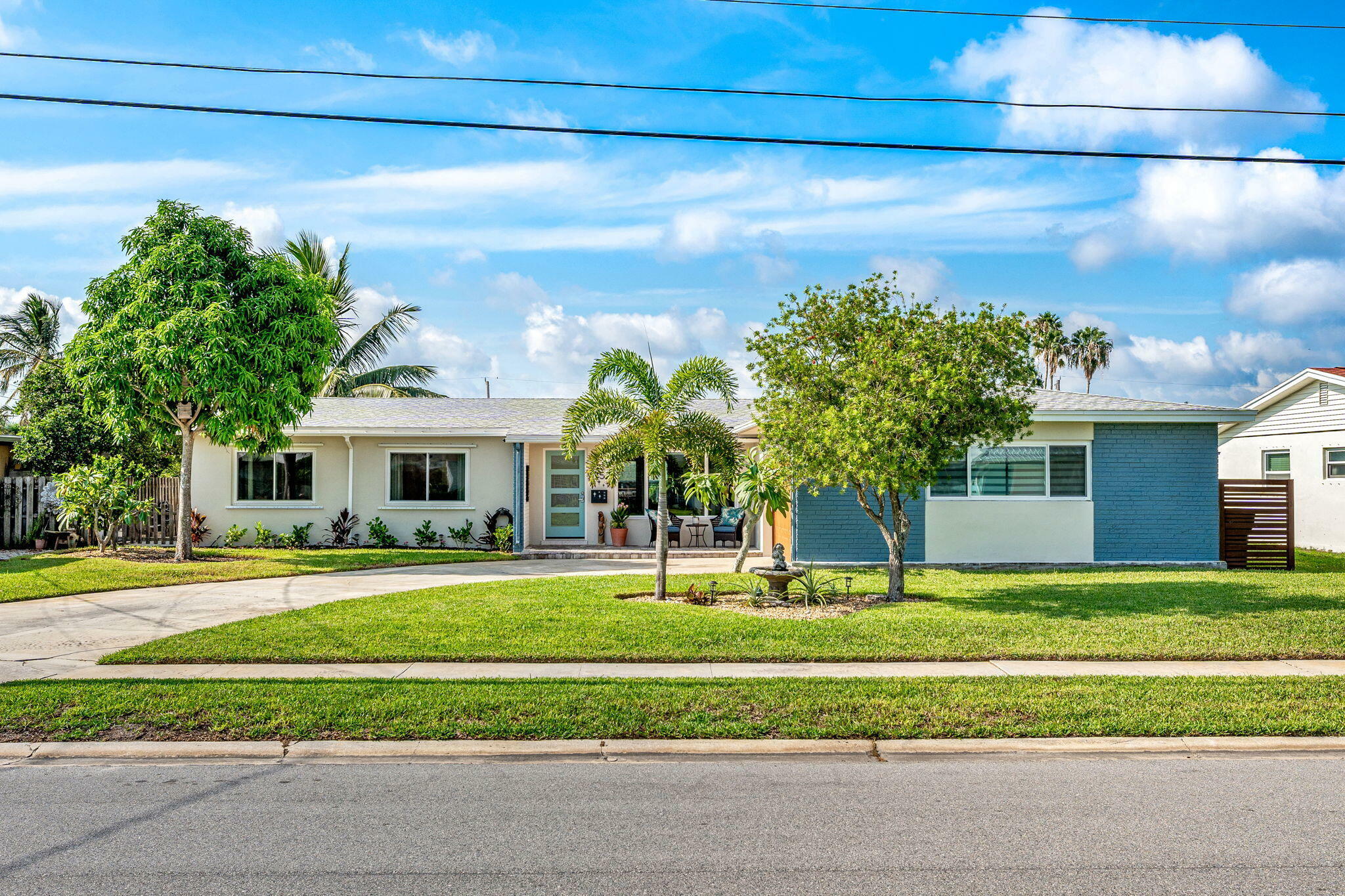 Property Photo:  452 Cardinal Drive  FL 32937 