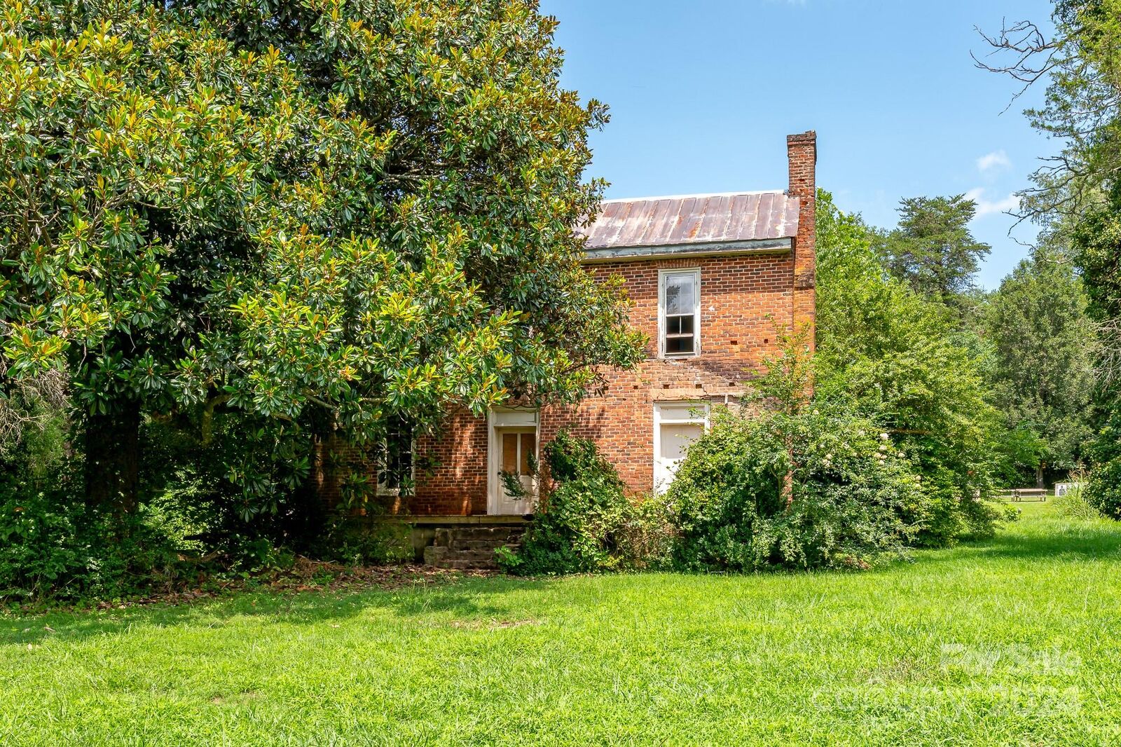 Property Photo: 14600 Nc Hwy 268 Highway NC 28624