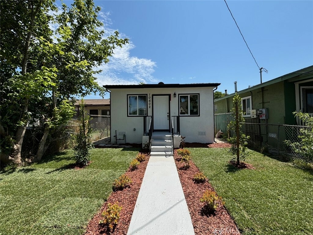 Property Photo:  10602 Anzac Avenue  CA 90002 