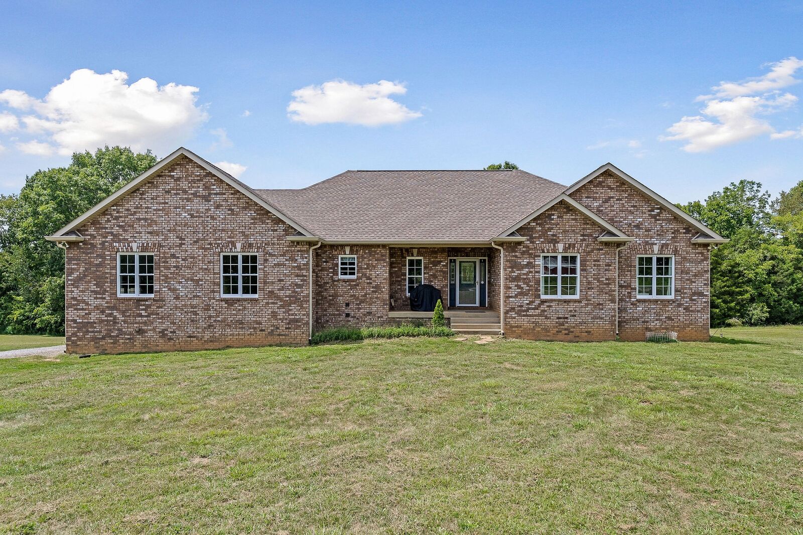 Property Photo: 1345 Old Highway 53 TN 37095