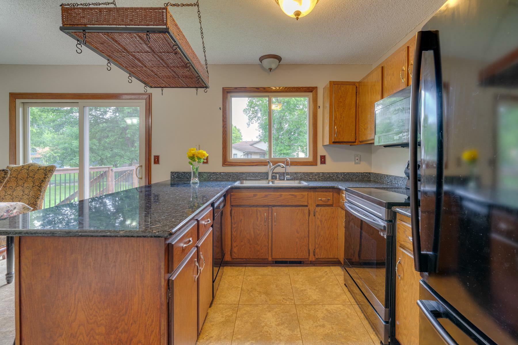 Property Photo:  8922 Annapolis Lane N  MN 55369 